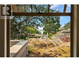 5 909 Admirals Rd, Esquimalt, BC V9A2P1 Photo 12