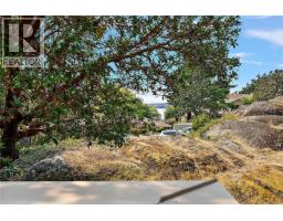 5 909 Admirals Rd, Esquimalt, BC V9A2P1 Photo 14