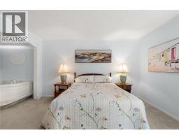 5 909 Admirals Rd, Esquimalt, BC V9A2P1 Photo 17