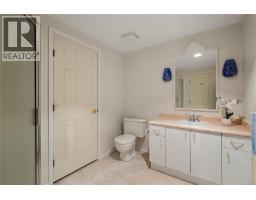 5 909 Admirals Rd, Esquimalt, BC V9A2P1 Photo 23