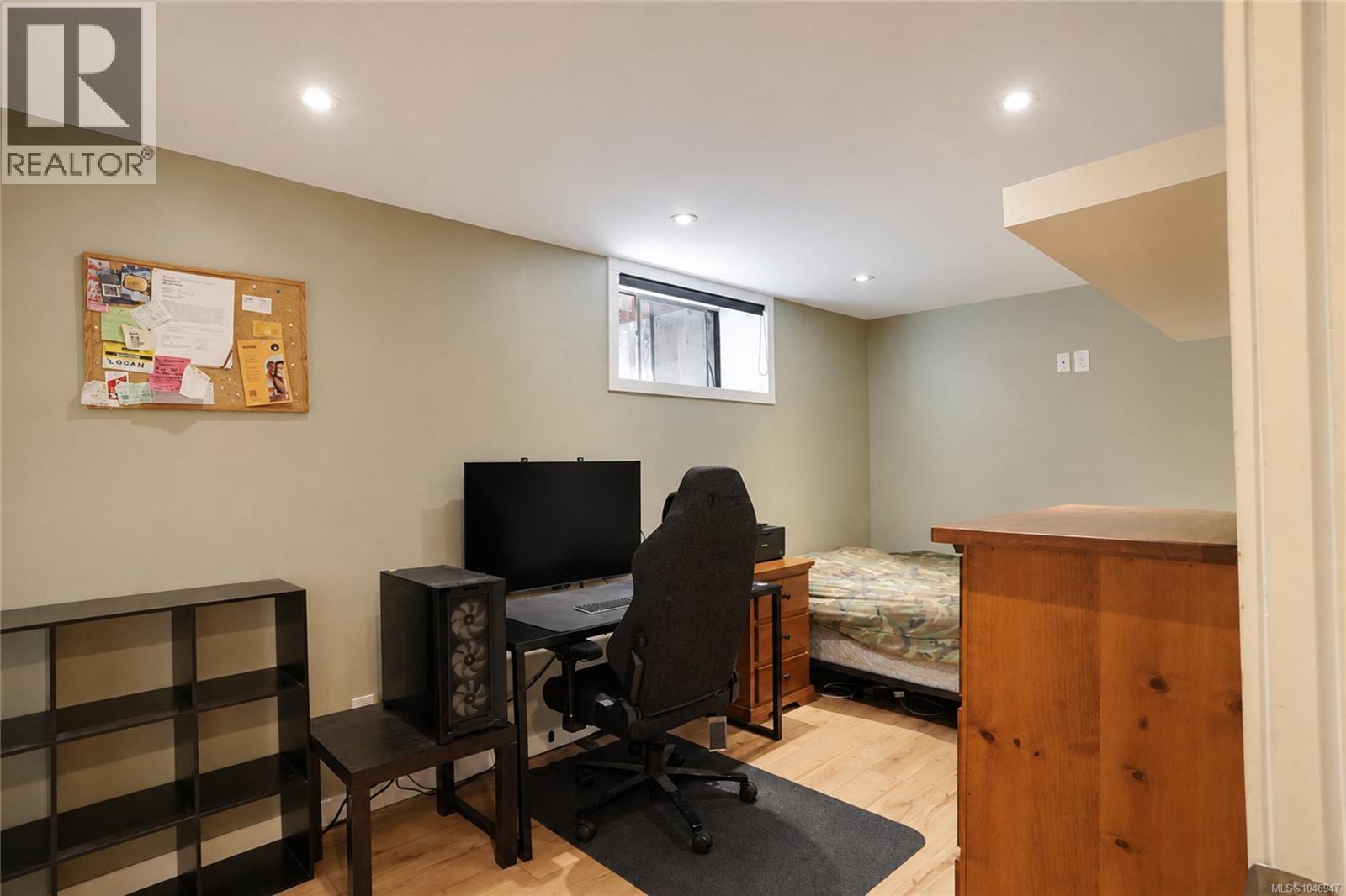 27 610 McKenzie Avenue, Saanich