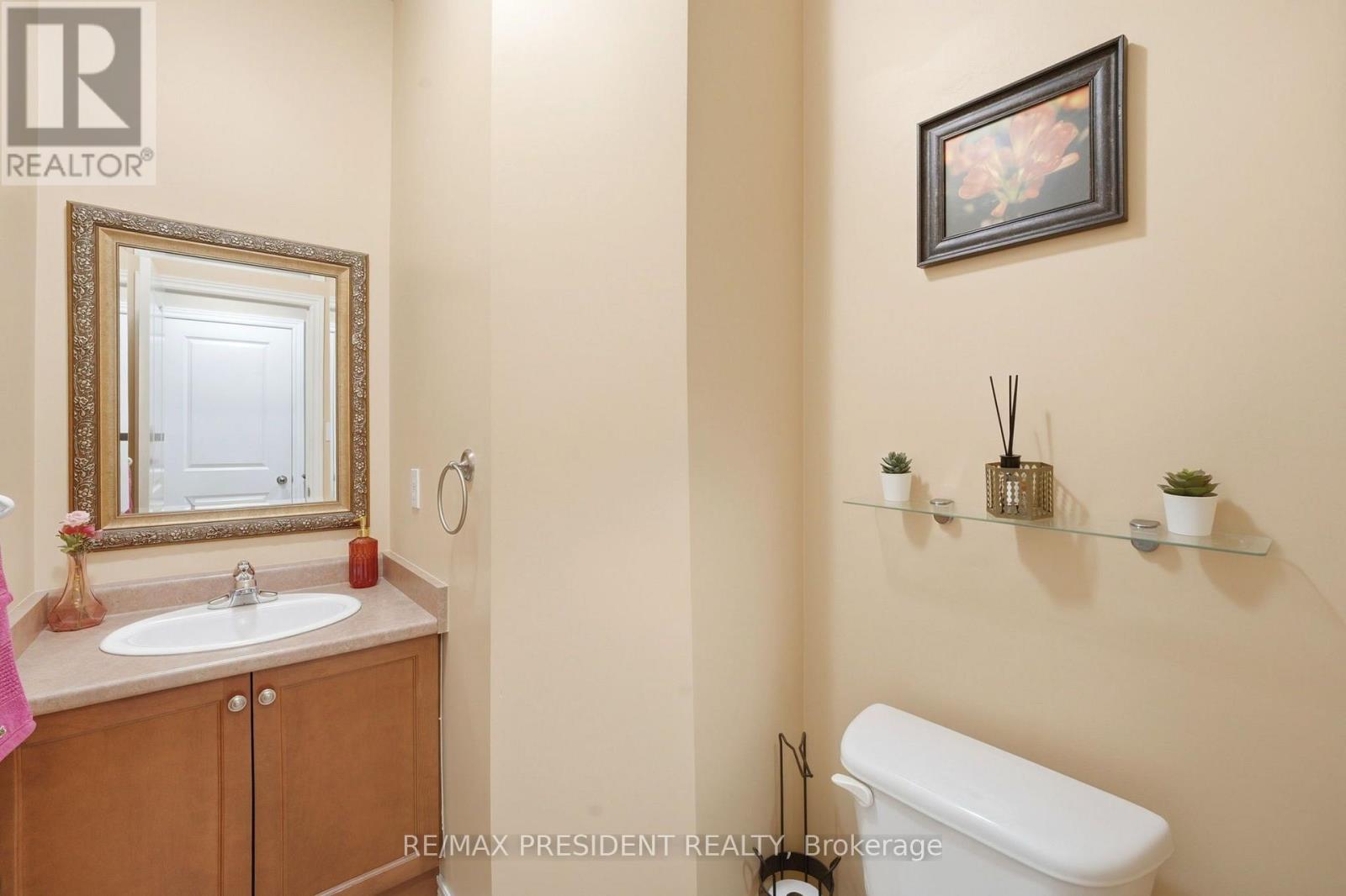 #23 45 SEABREEZE CRESCENT - 13