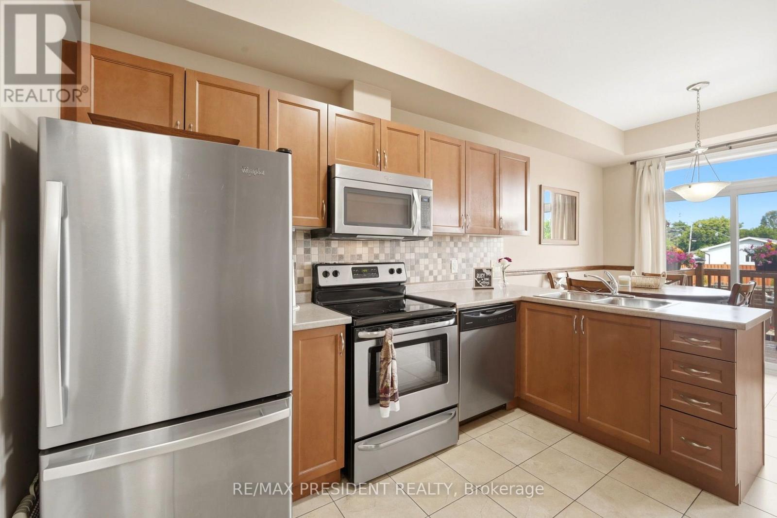 #23 45 SEABREEZE CRESCENT - 9