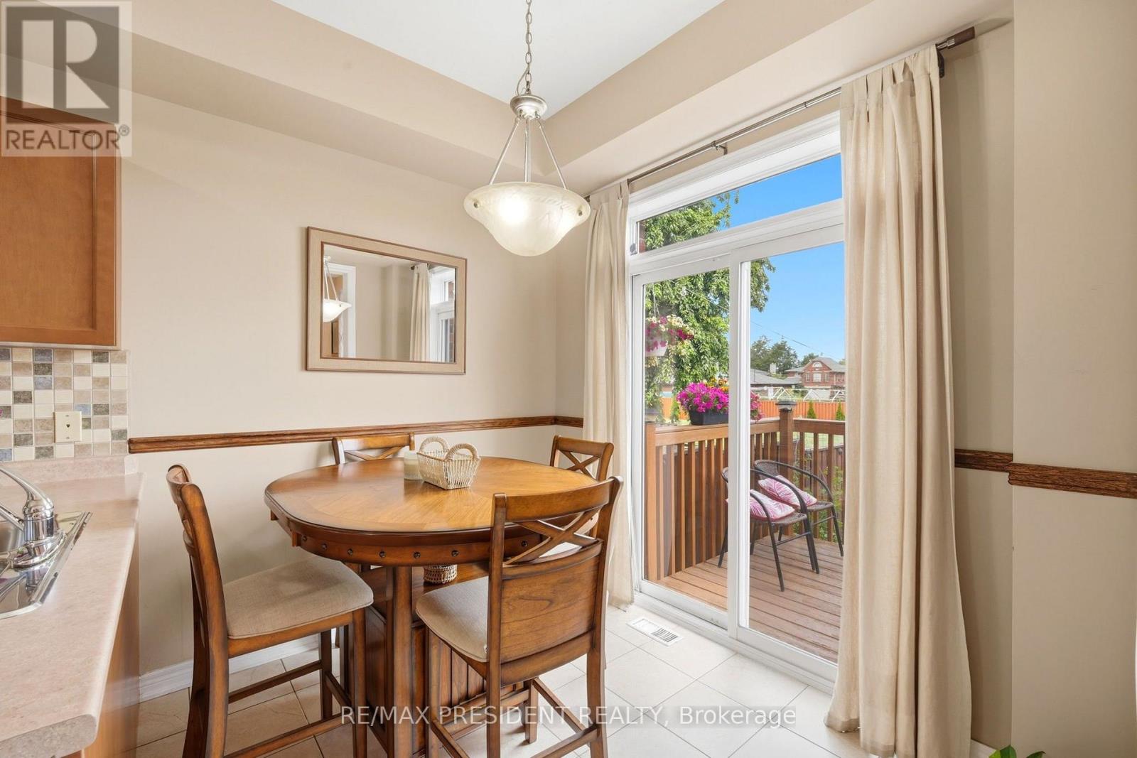 #23 45 SEABREEZE CRESCENT - 12