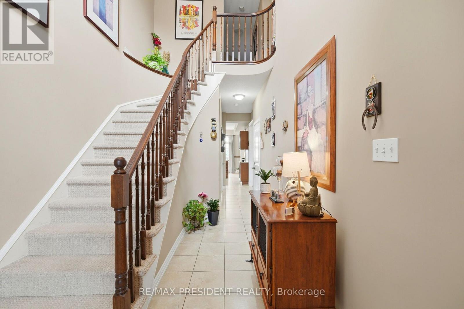 #23 45 SEABREEZE CRESCENT - 4
