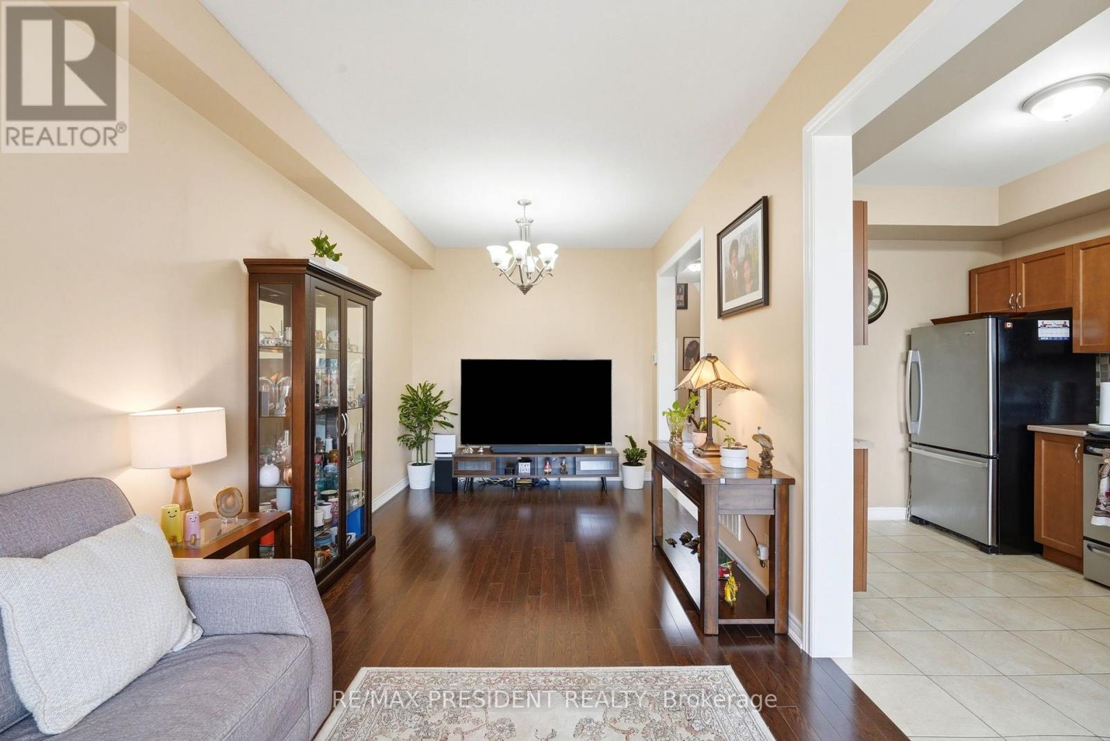 #23 45 SEABREEZE CRESCENT - 8