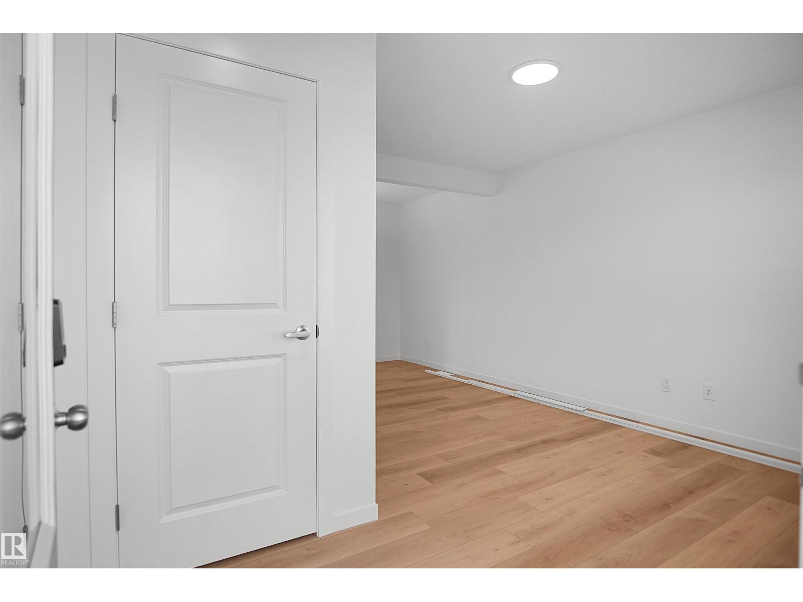 1324 9 St NW photo 2 — MLS® E4485718