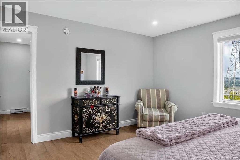 34 McMaster Avenue - Image 21