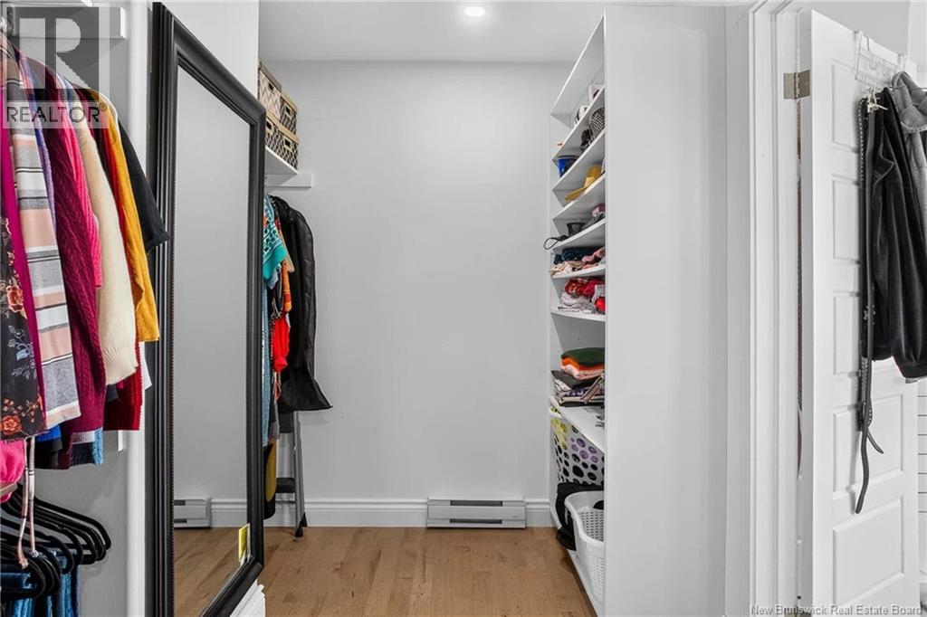 34 McMaster Avenue - Image 22