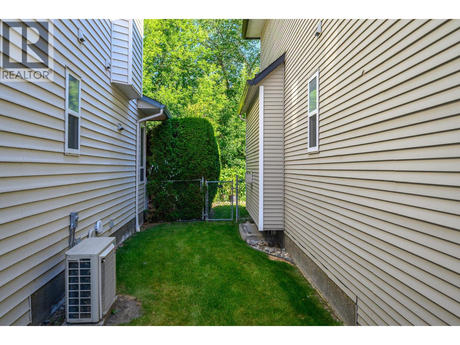 #113 5805 Tern Place - Image 32