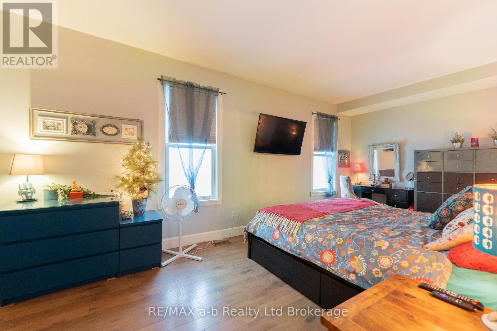 13 POTTERS ROAD N - Image 19