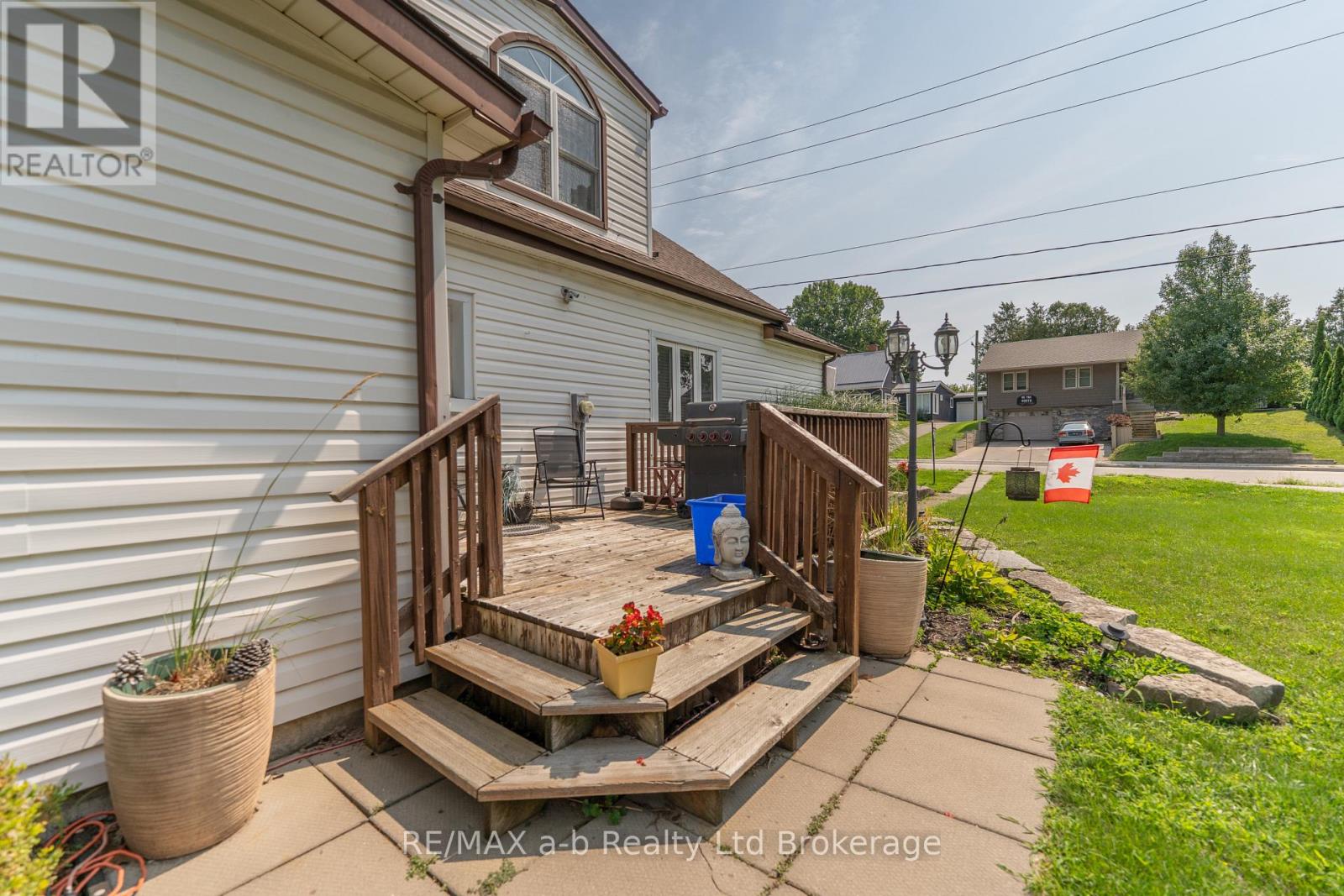 13 POTTERS ROAD N - Image 3