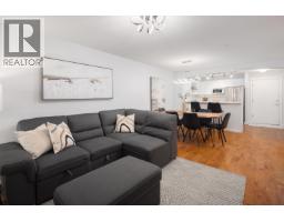 301 2958 Silver Springs Boulevard, Coquitlam, BC V3E2R9 Photo 8