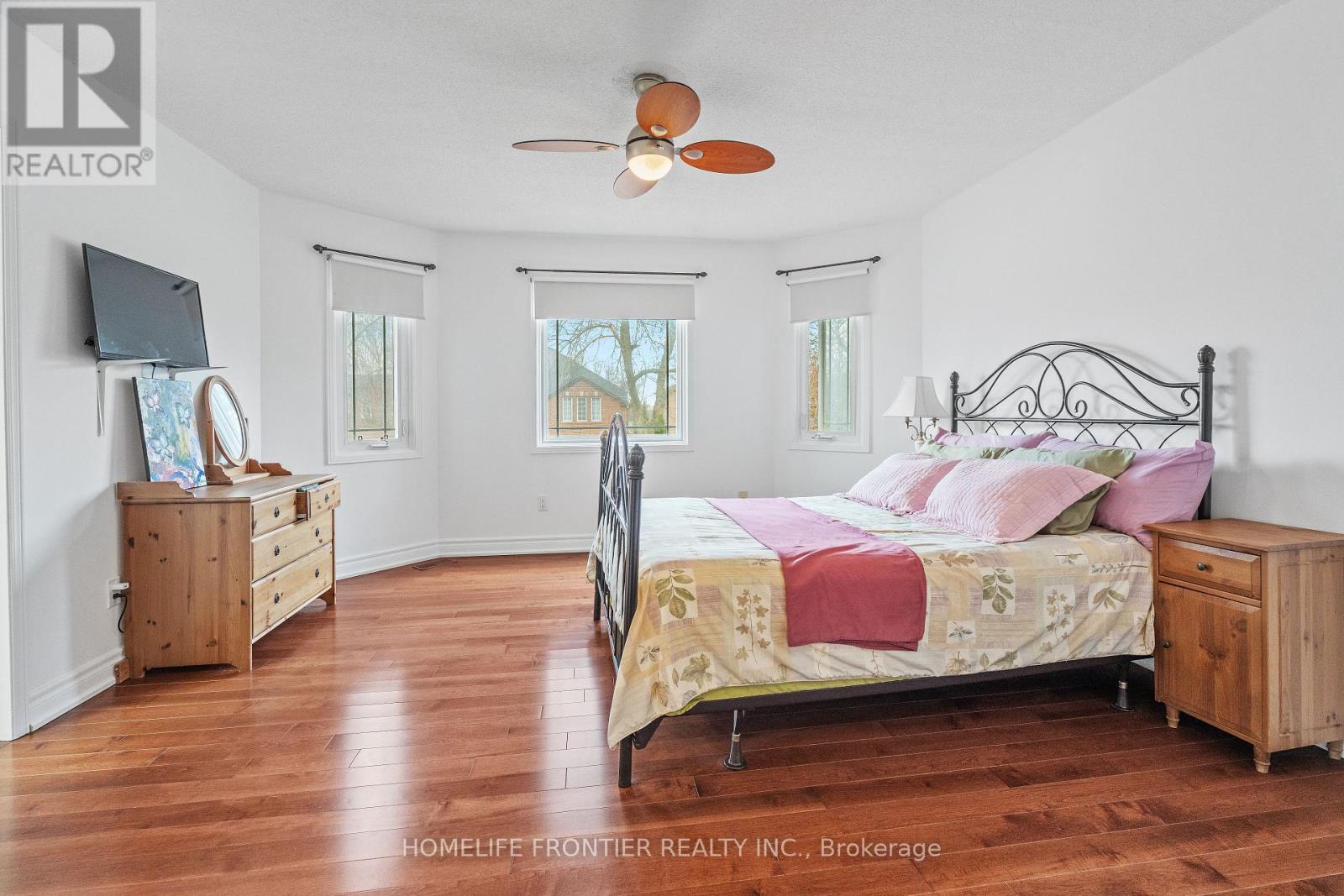 55 ATTRIDGE DRIVE - 11