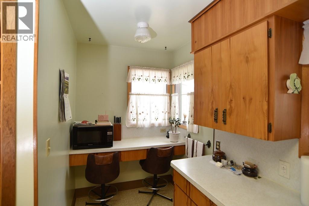 1141 Columbia Avenue - 16
