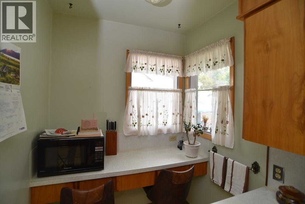 1141 Columbia Avenue - 17