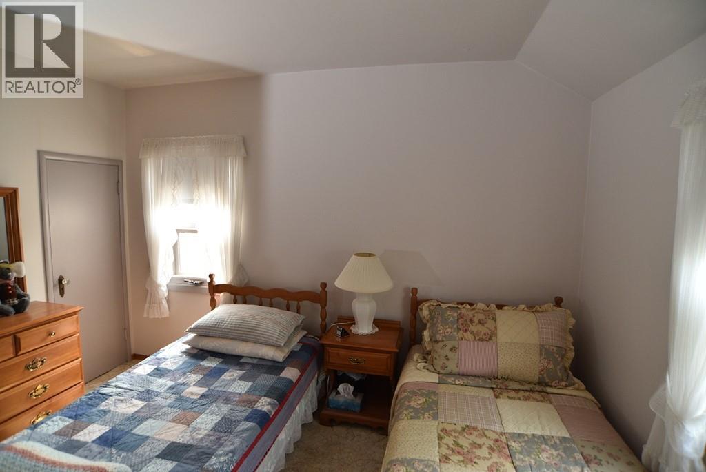1141 Columbia Avenue - 27