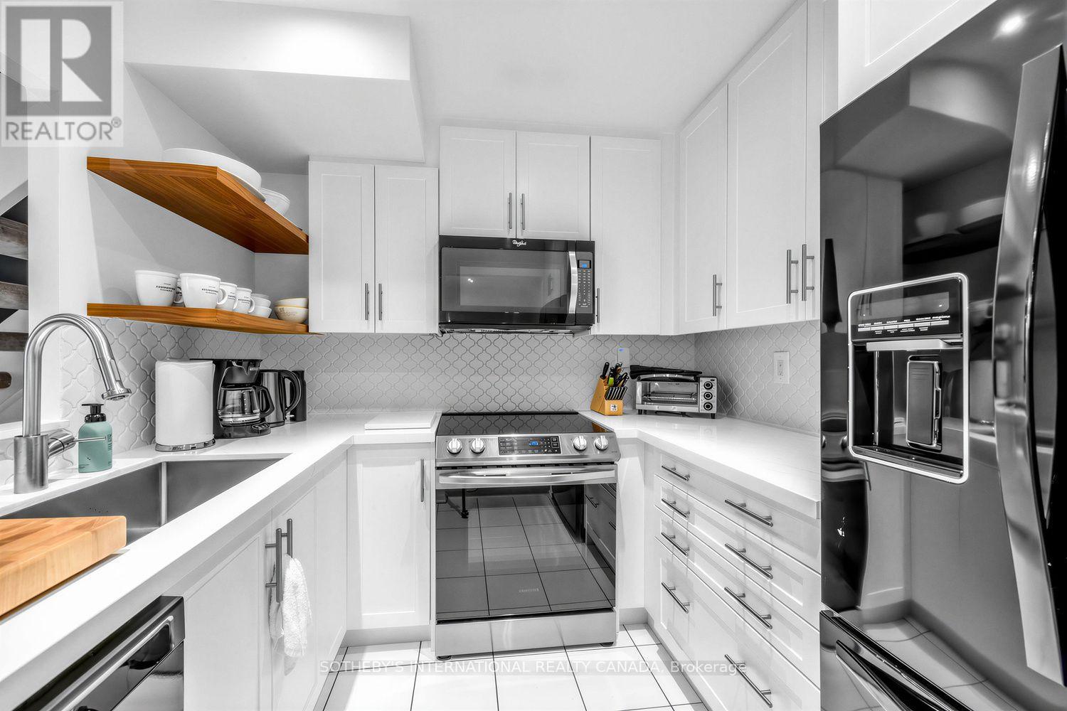#A10 142 PEARS AVENUE - 11