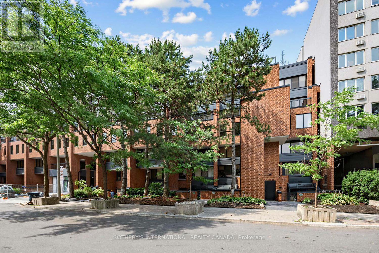 #A10 142 PEARS AVENUE - 32