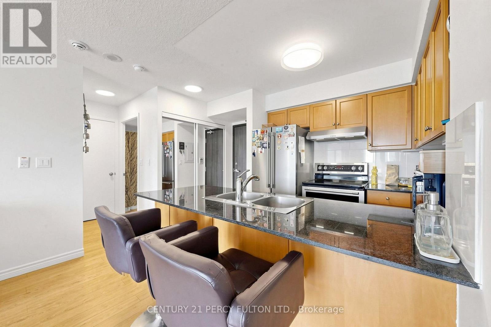 #4106 210 VICTORIA STREET - 19