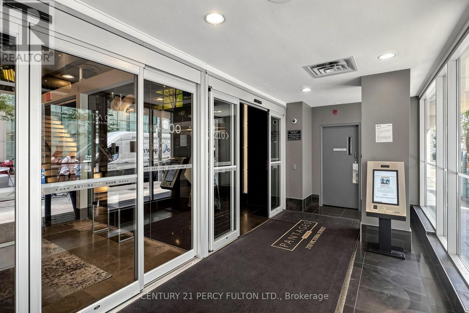 #4106 210 VICTORIA STREET - 7