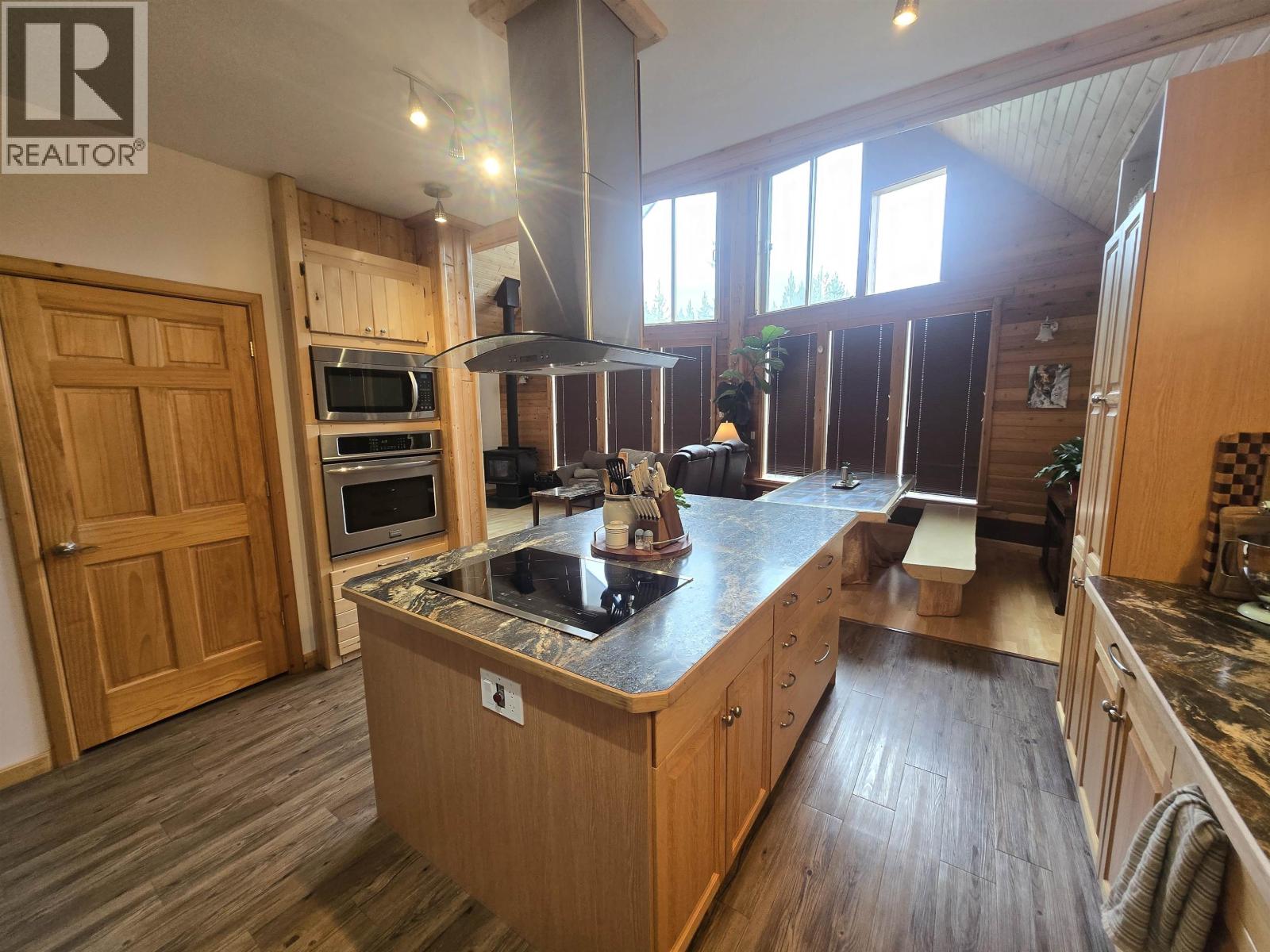 1020 RAINBOW ROAD - Image 17