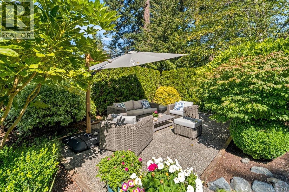 609 Meadow Dr - 25