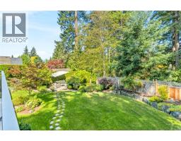 609 Meadow Dr, Qualicum Beach, BC V9K2T2 Photo 27