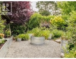 1043 St. Patrick St, Oak Bay, BC V8S4Y2 Photo 40
