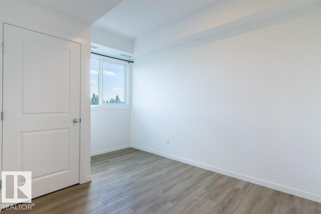 #206 9211 228 ST NW - 11