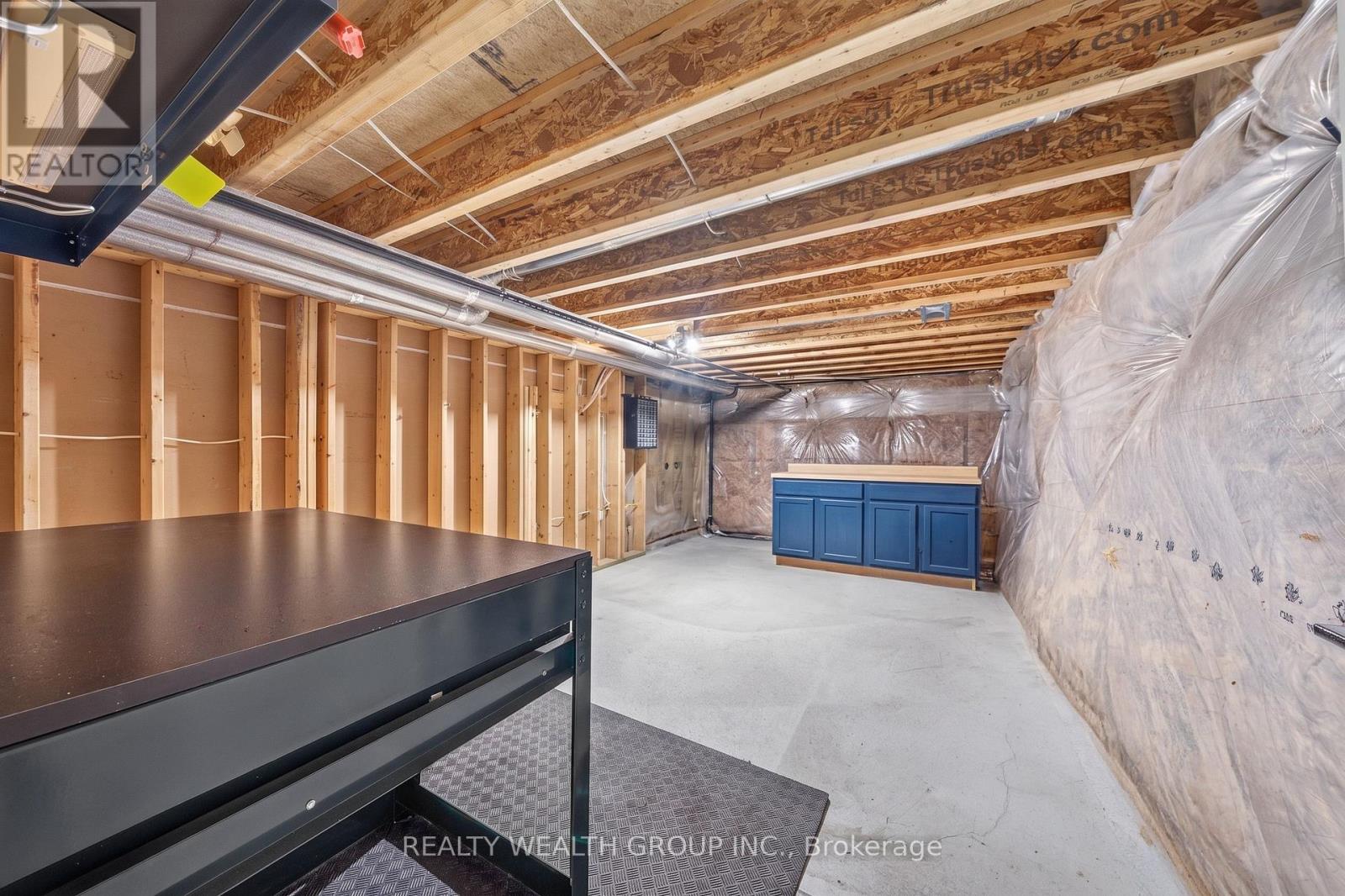 299 SECOND STREET - Image 35