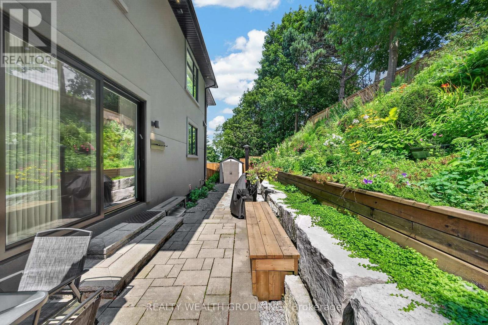 299 SECOND STREET - Image 37