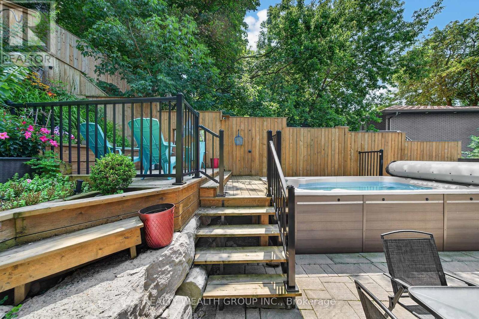 299 SECOND STREET - Image 40
