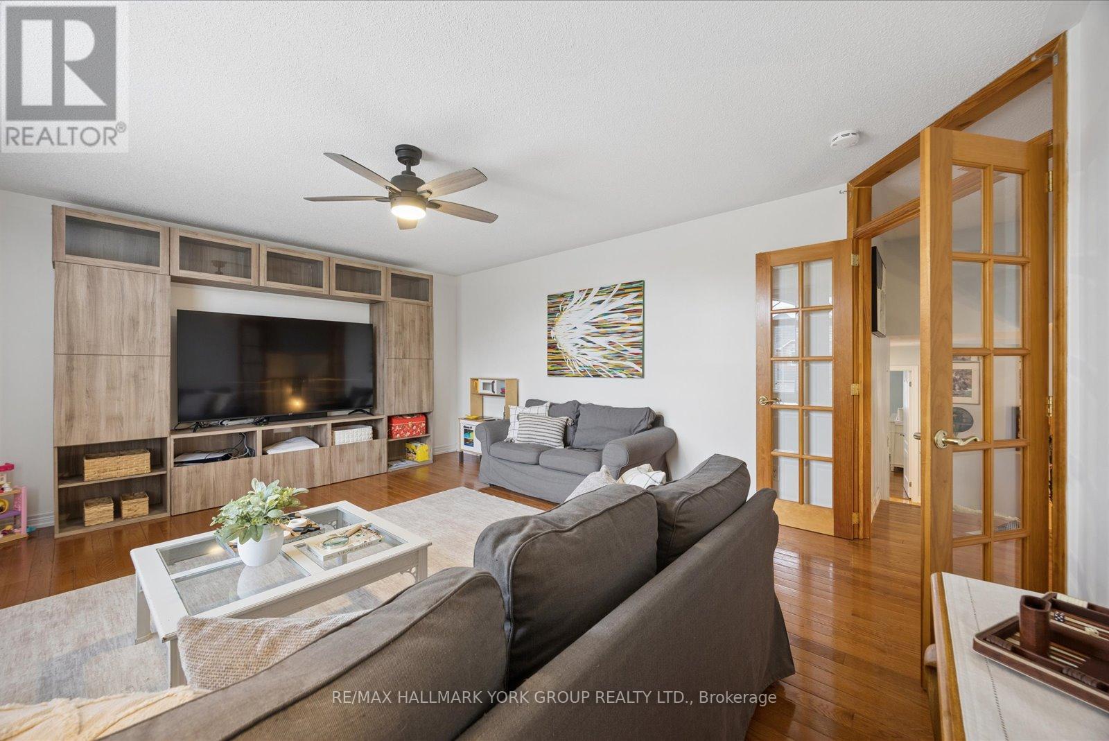 74 WRENDALE CRESCENT - Image 24