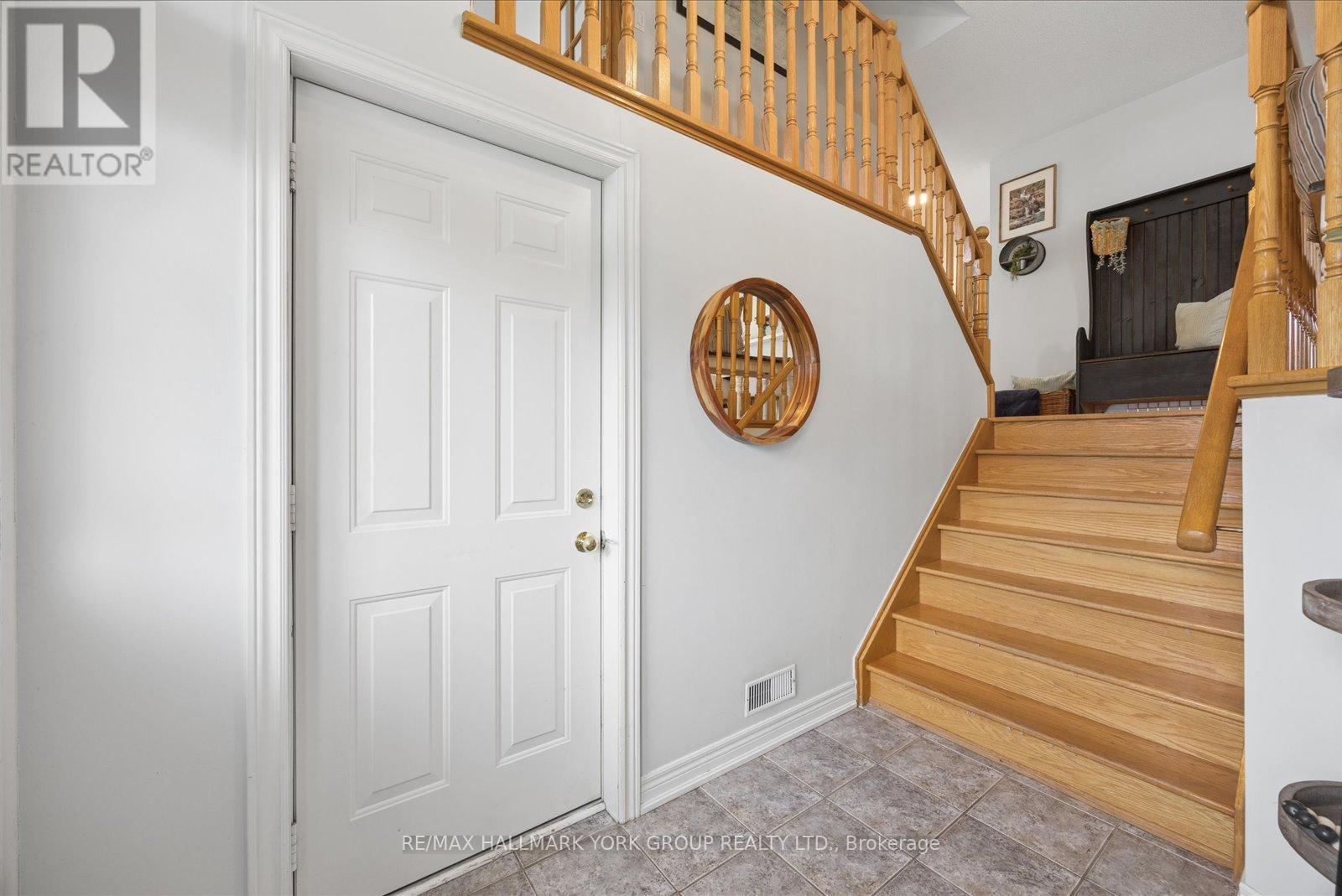 74 WRENDALE CRESCENT - 6