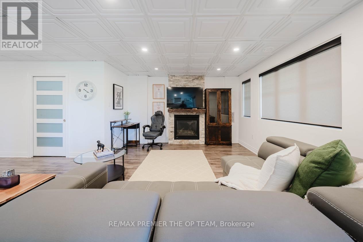 22 ADELIA PLACE - Image 42