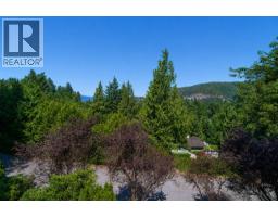 5530 Greenleaf Road, West Vancouver, BC V7W1N6 Photo 26