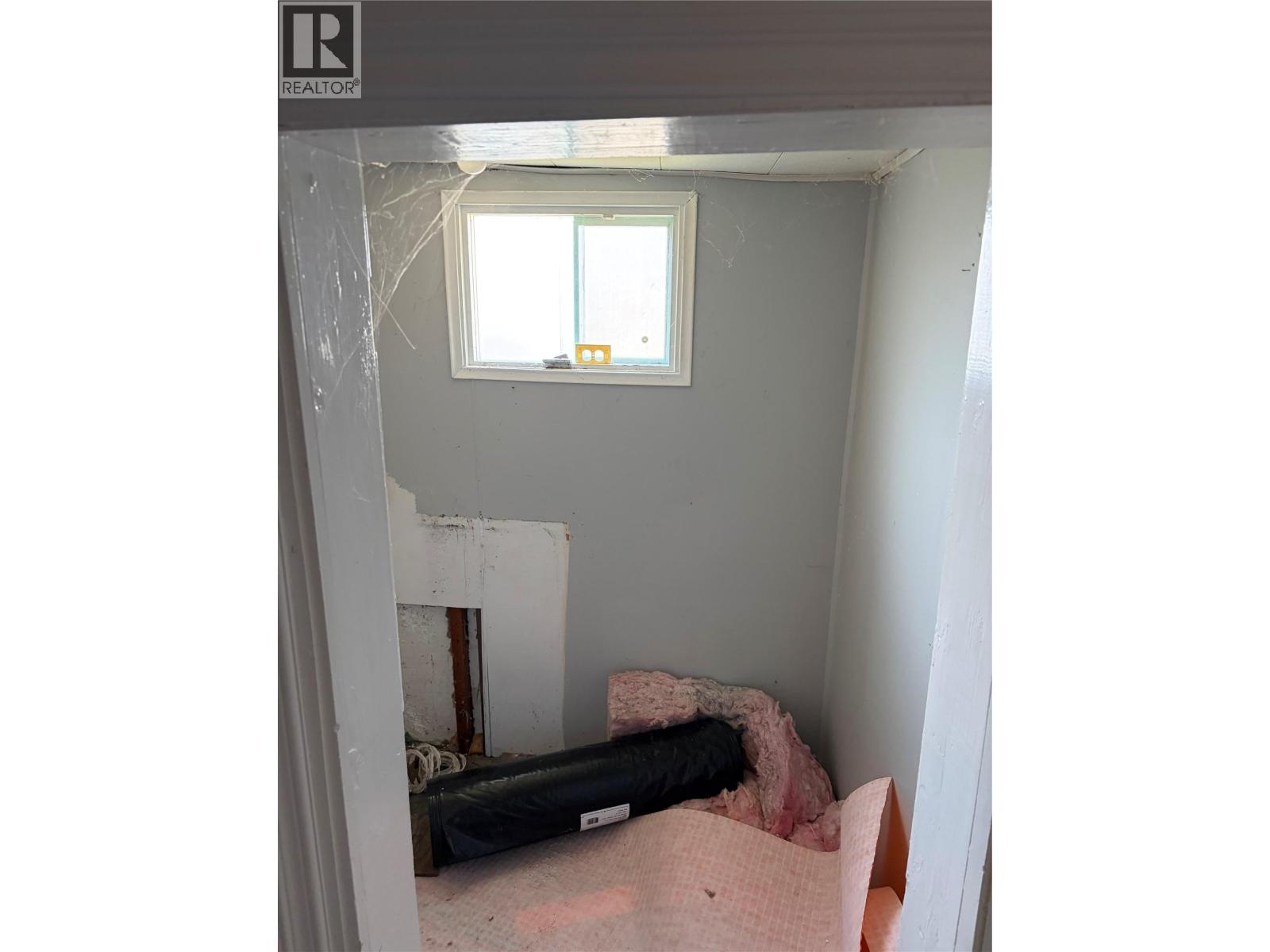 626 Hendry Street - 27