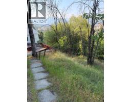 626 Hendry Street, Trail, BC V1R3J3 Photo 36
