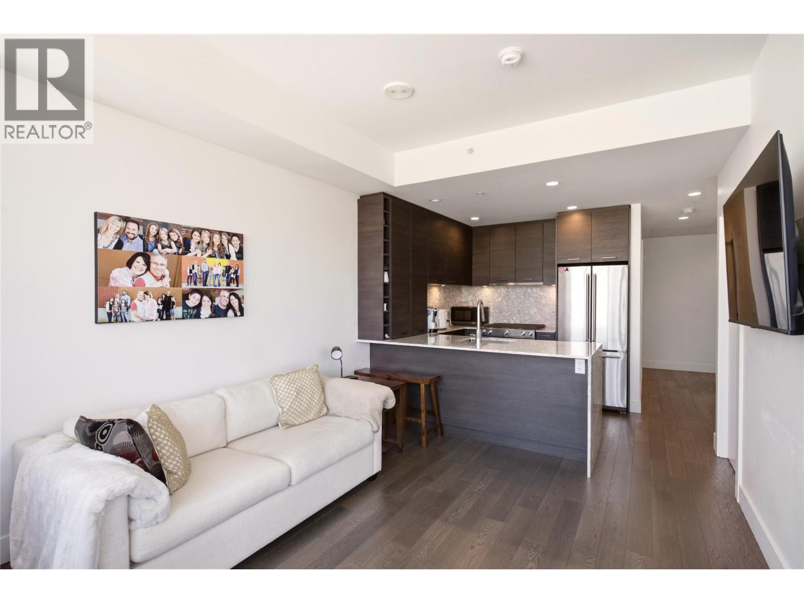 2307 1191 Sunset Drive, Kelowna