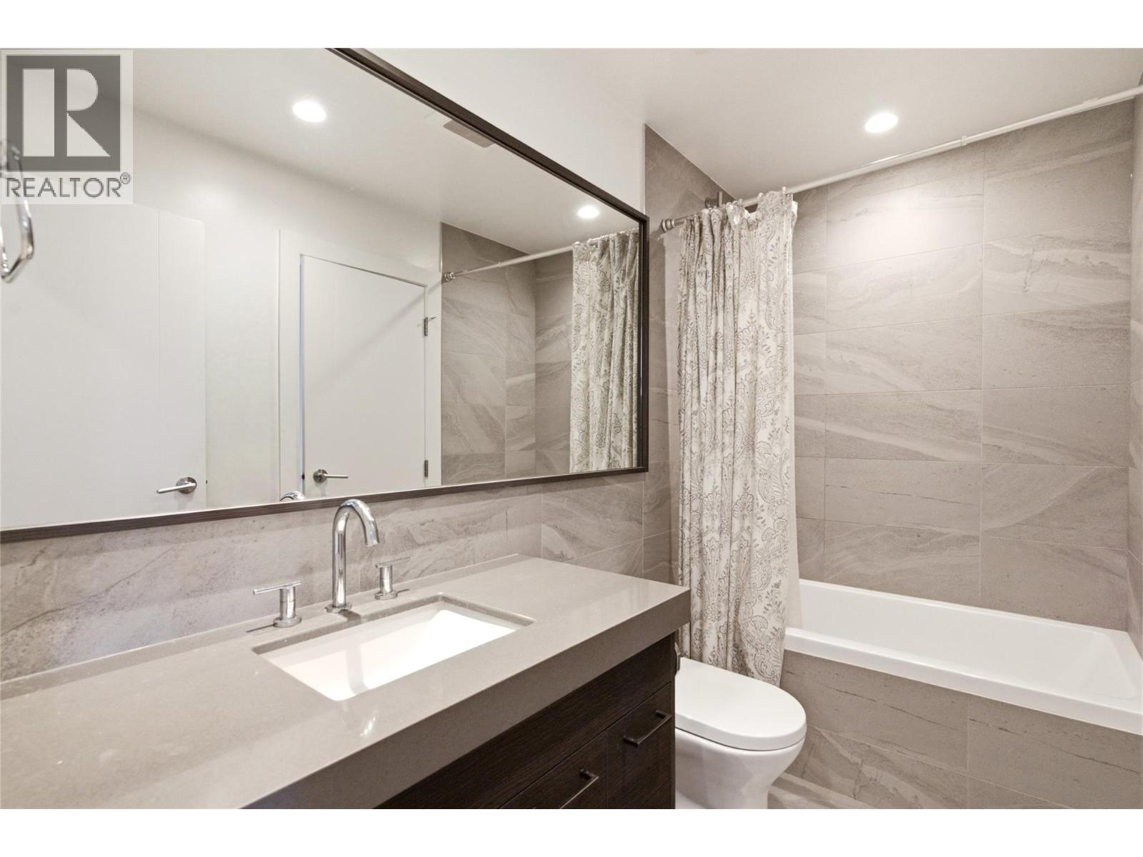 2307 1191 Sunset Drive, Kelowna