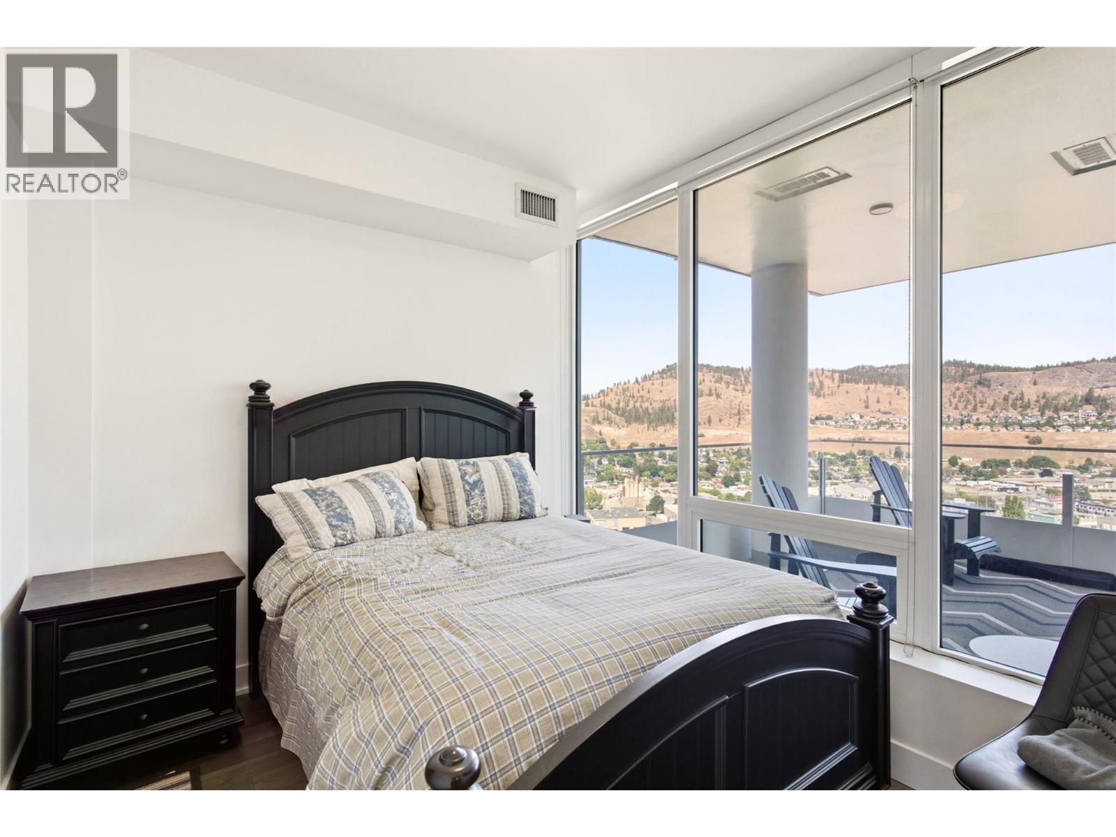 2307 1191 Sunset Drive, Kelowna