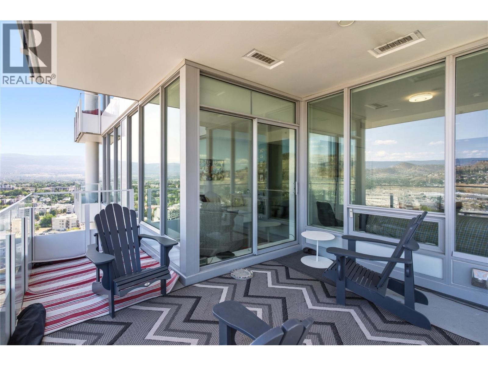 2307 1191 Sunset Drive, Kelowna