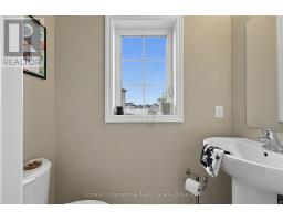 270 Springfield Crescent, Clearview, ON L0M1S0 Photo 24