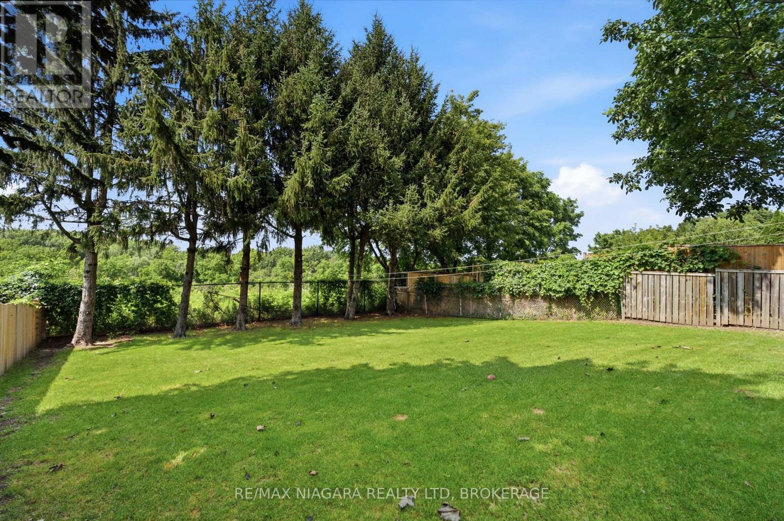 50 BARBICAN TRAIL - Image 34