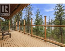  324 Clifton Road North, Kelowna