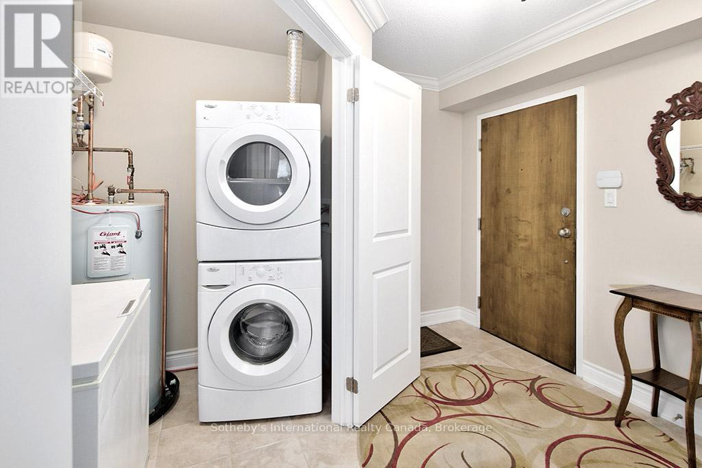 #101 27 BEAVER STREET S - 28