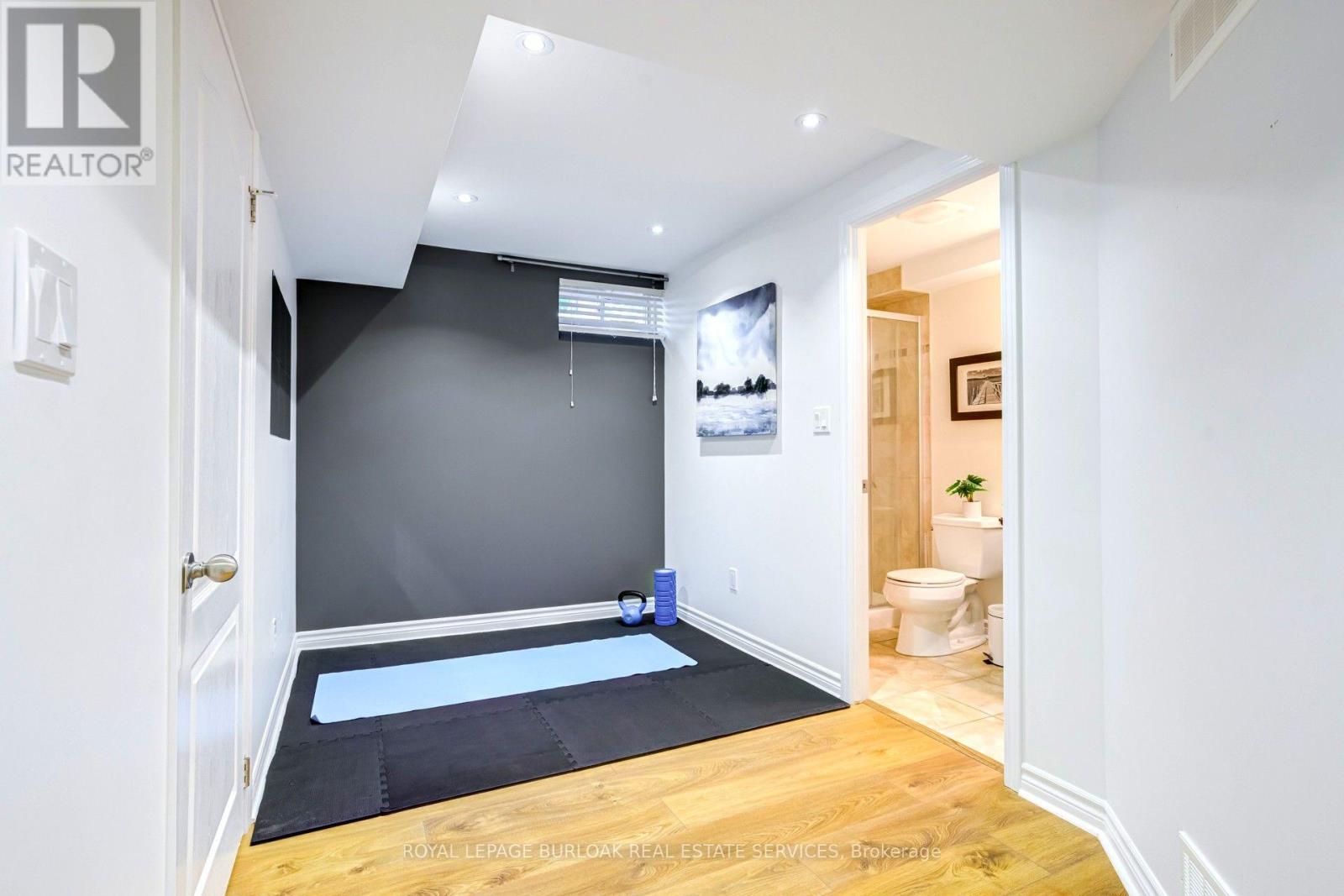 2342 LIONSTONE DRIVE - 26