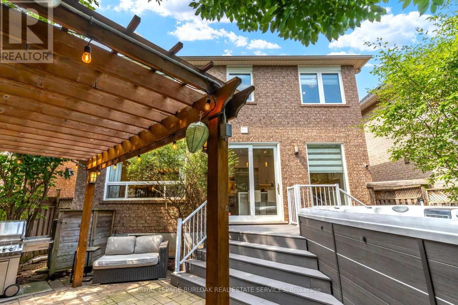 2342 LIONSTONE DRIVE - 35