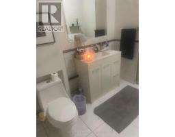 Rear Main Floor Loft - 3126 Dundas Street W, Toronto, ON M6P2A1 Photo 13